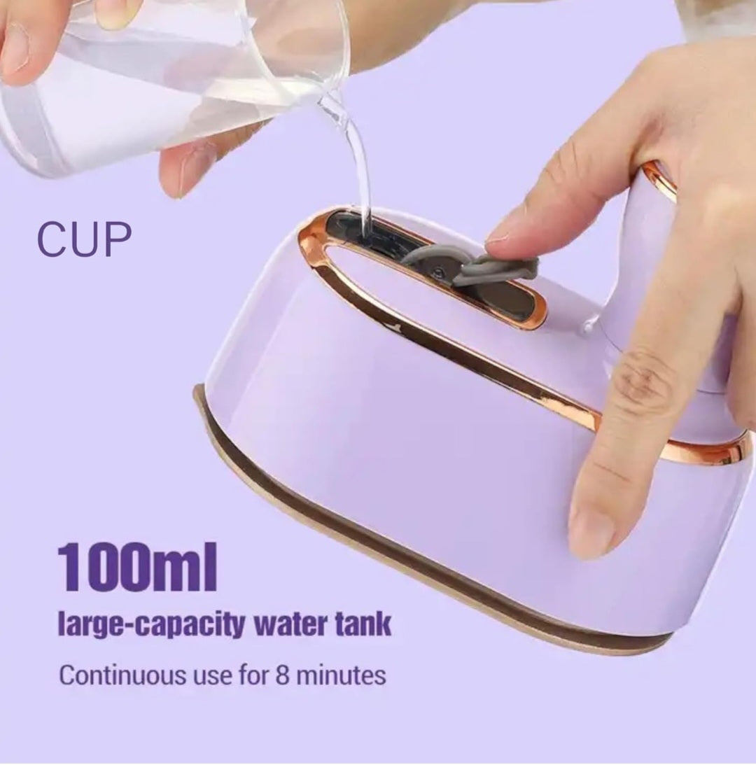 CONJEX™ Premium Steam Iron
By Aerobud®